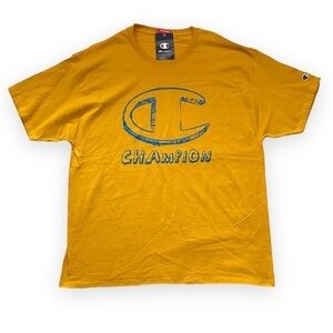 CHAMPION GRAPHIC TEE-SHIRT